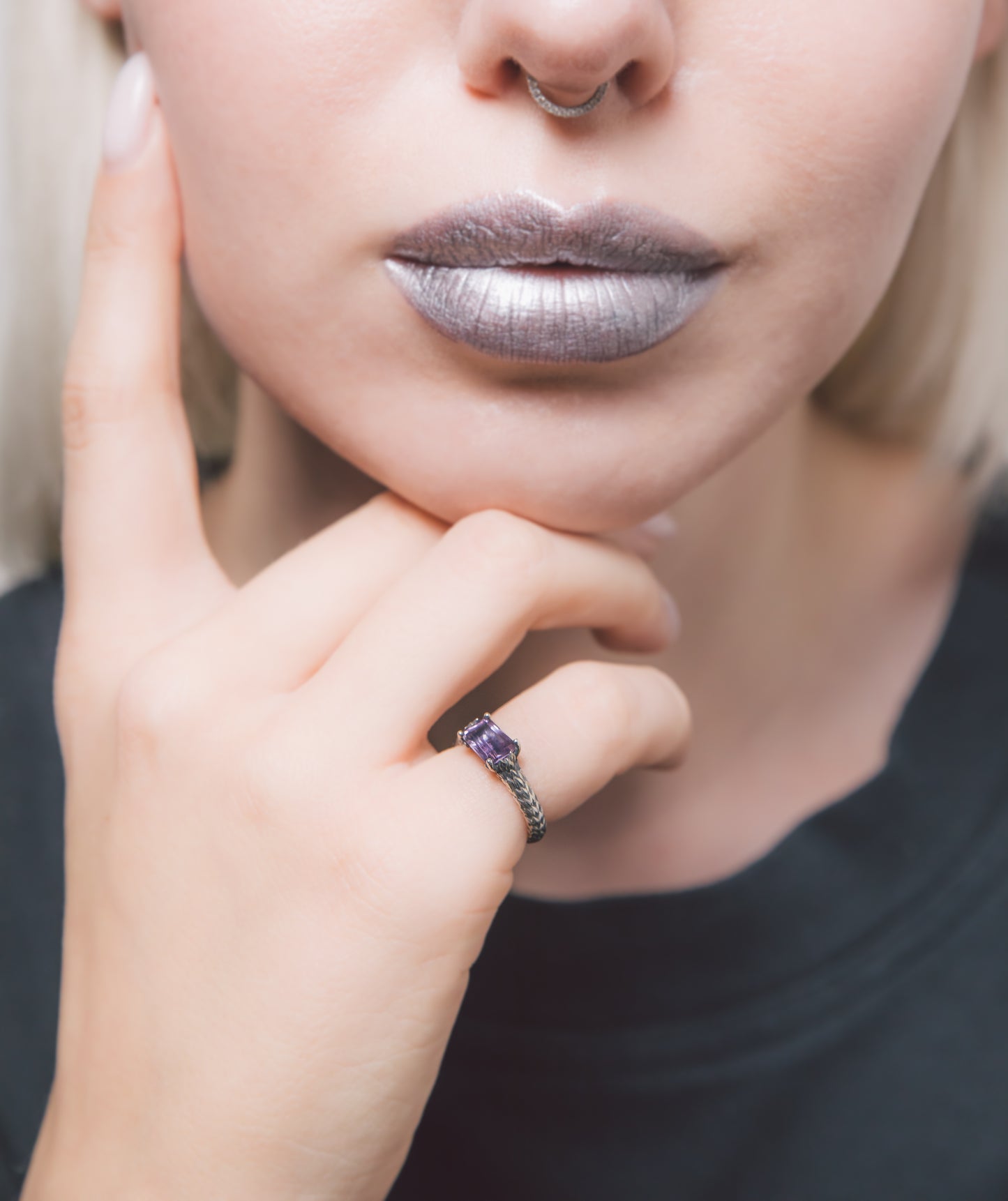 Laurus - Crown ring with amethyst stone