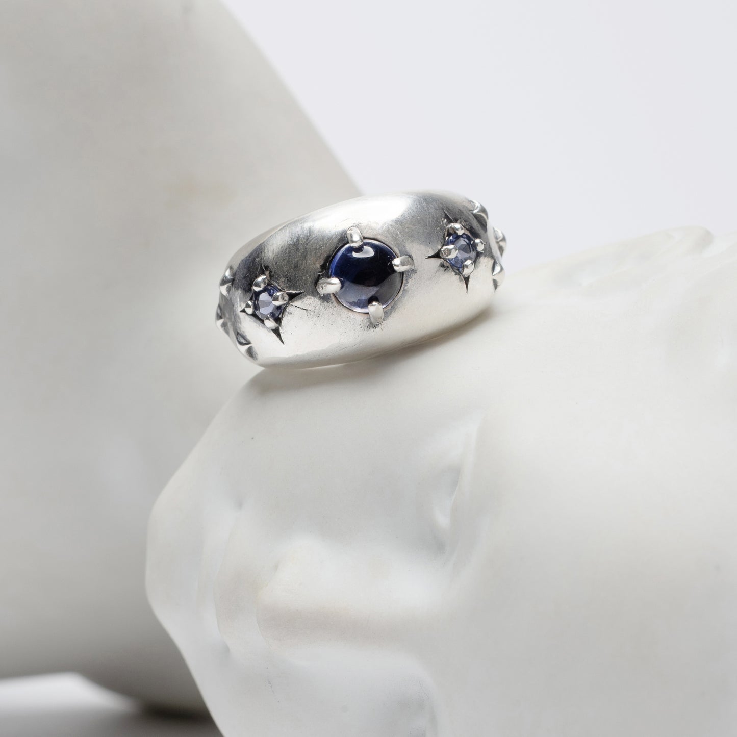 STARDUST - silver ring with iolite stone