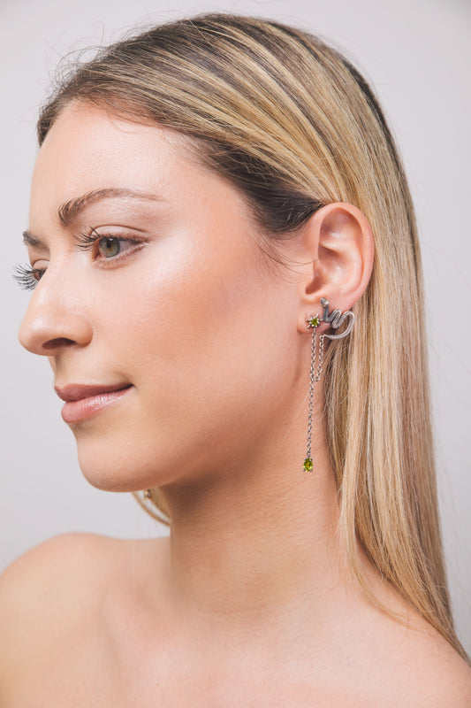 STILLA VITAE - orecchino pendente con pietra peridot