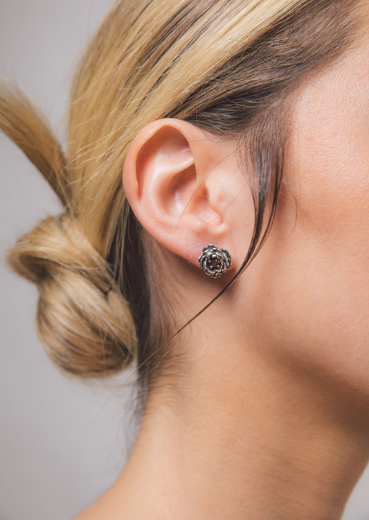 PEONY - orecchini peonia con pietra granato