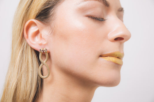 INFINITUM - orecchini pendenti con pietra ametista