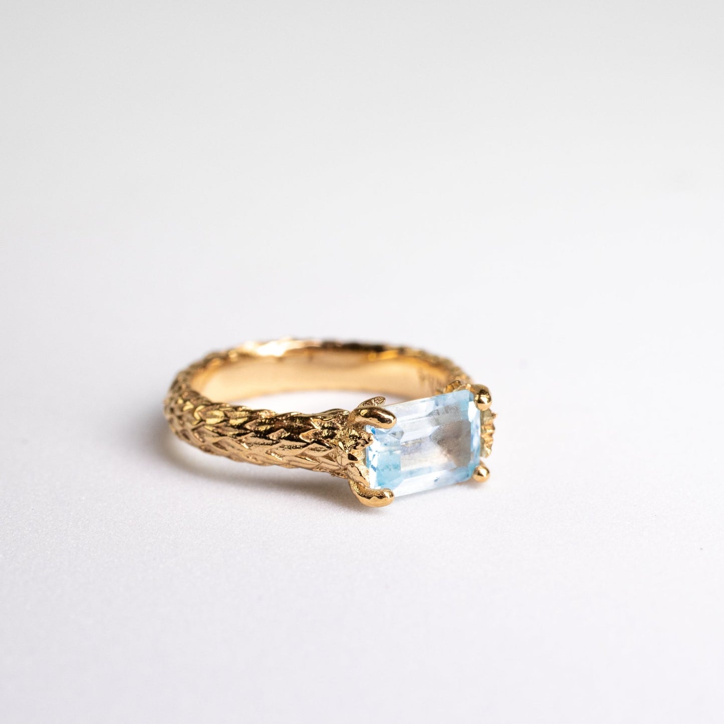 Anello Laurus Sky Topaz - adunajewels.com